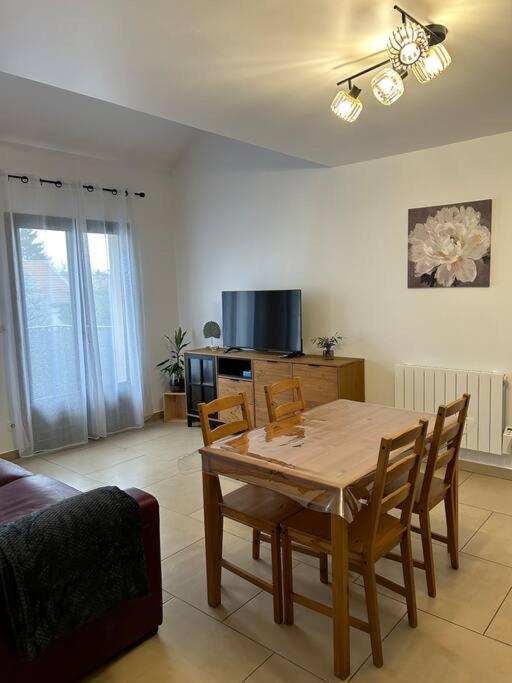 Appart' Chaleureux Proche Paris Chelles  Exterior photo